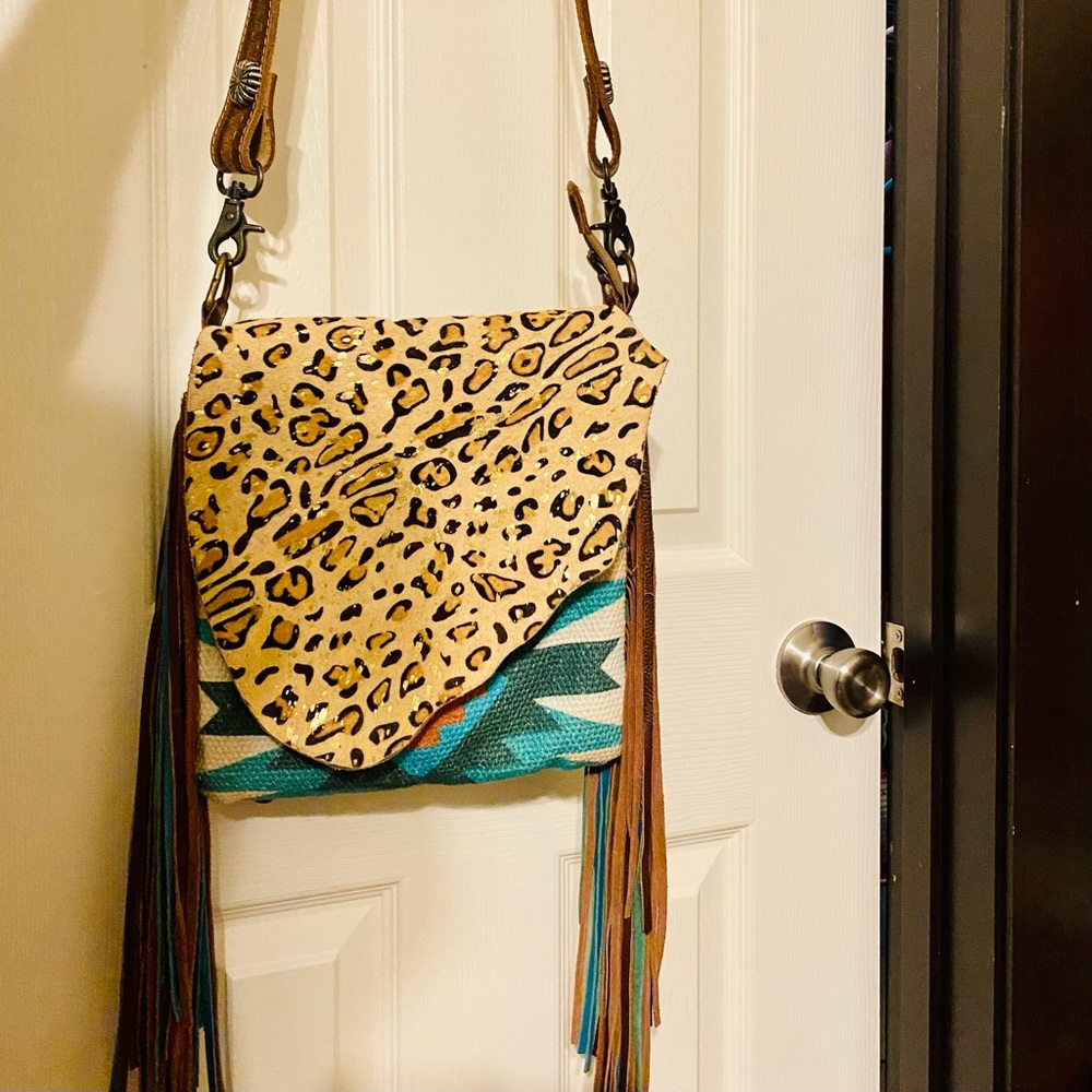 Western Myra Crossbody Bag